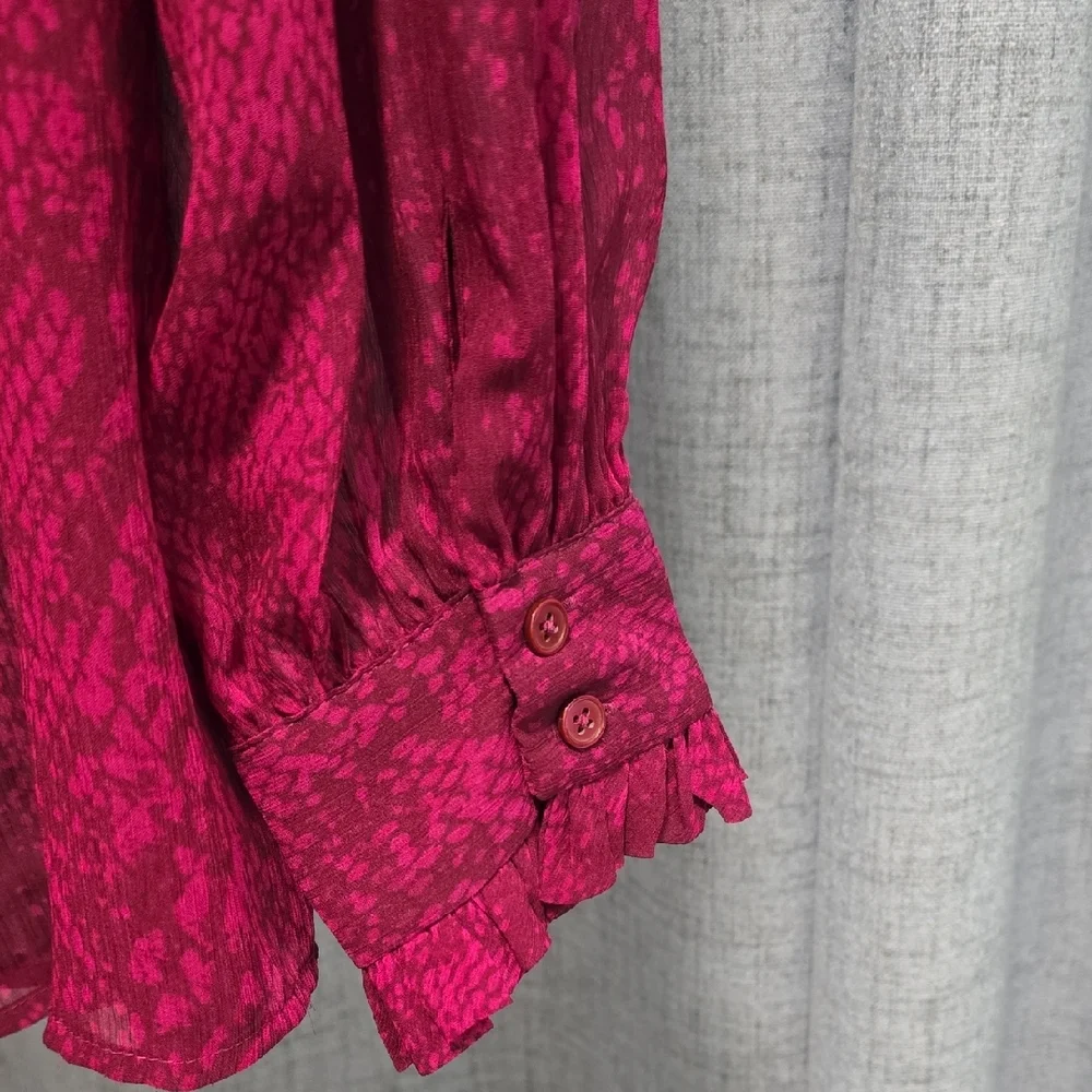 Chico's Vibrant Pink Snakeskin Pattern Sheer Blouse With Ruffles Size 12=Chicos2